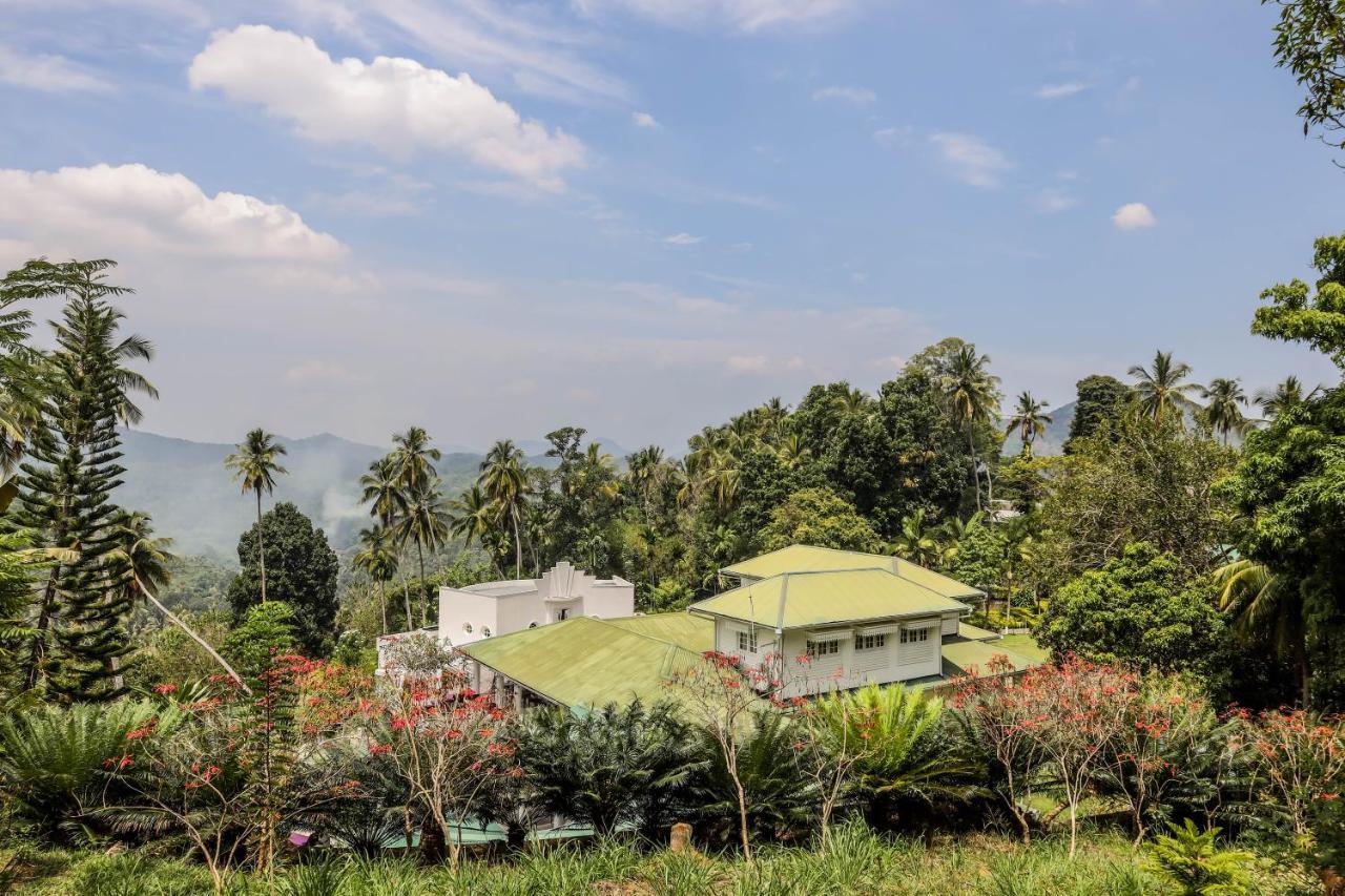 The Flame Tree Estate & Hotel Kandy Bagian luar foto