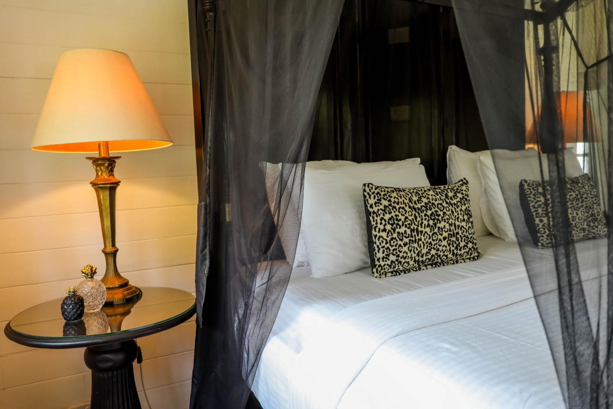 The Flame Tree Estate & Hotel Kandy Ruang foto