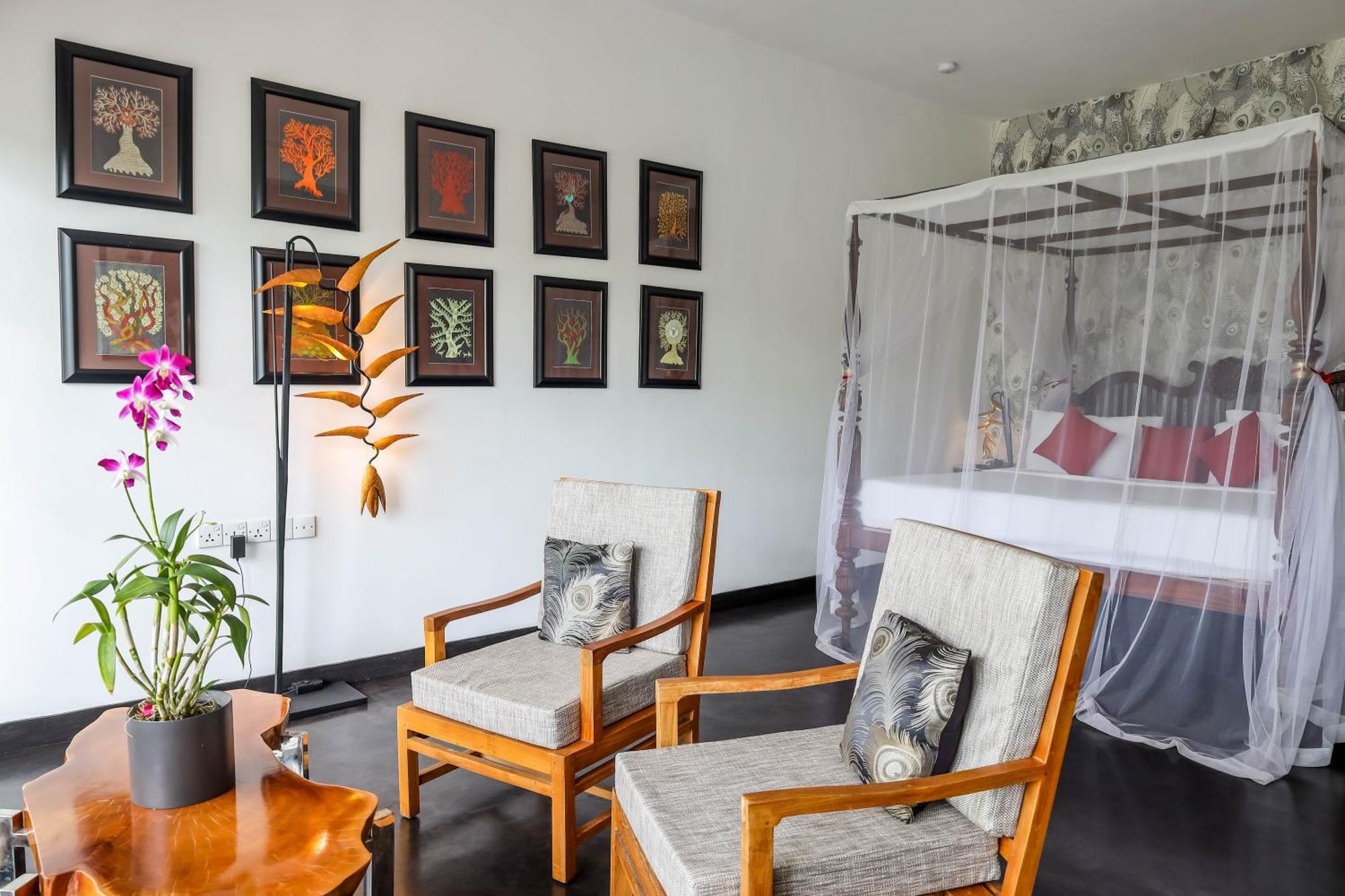 The Flame Tree Estate & Hotel Kandy Ruang foto
