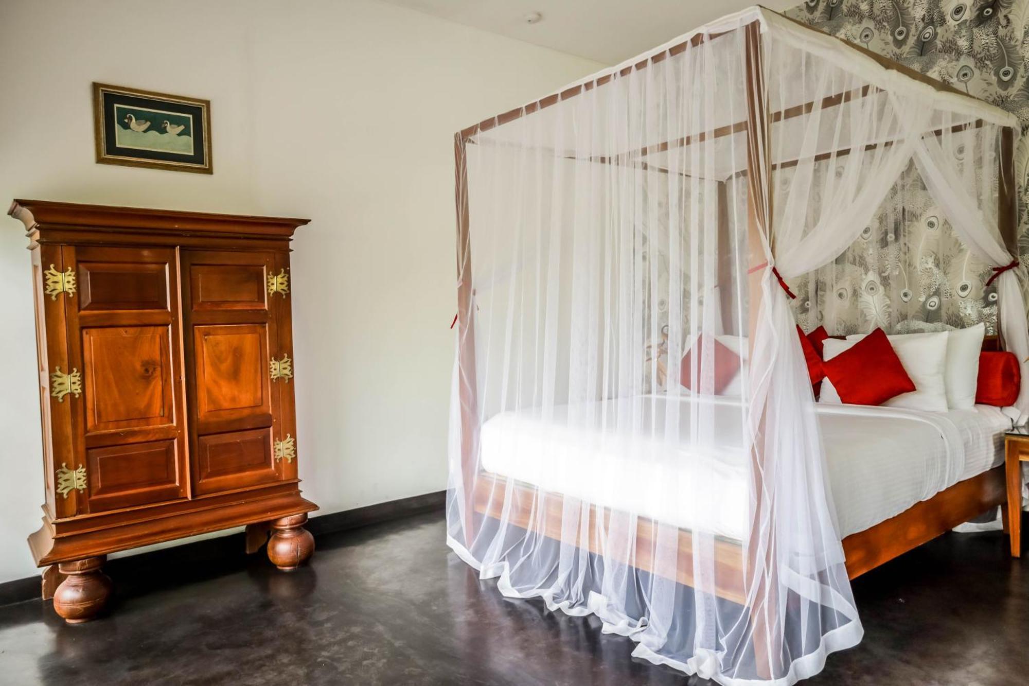The Flame Tree Estate & Hotel Kandy Ruang foto