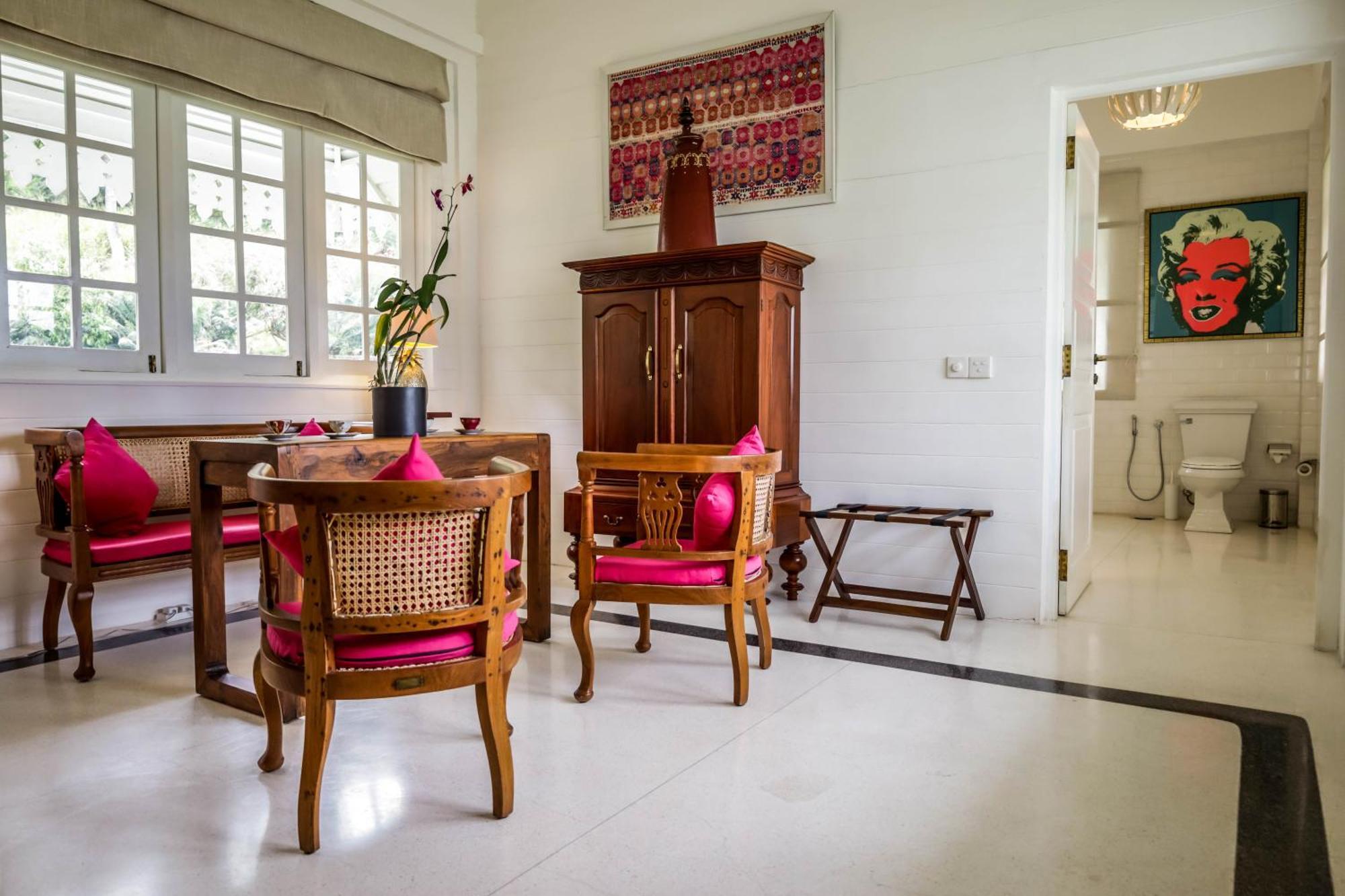 The Flame Tree Estate & Hotel Kandy Ruang foto